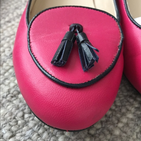 C. Wonder gorgeous pink loafers with navy trim and tassel - Picture 3 of 16